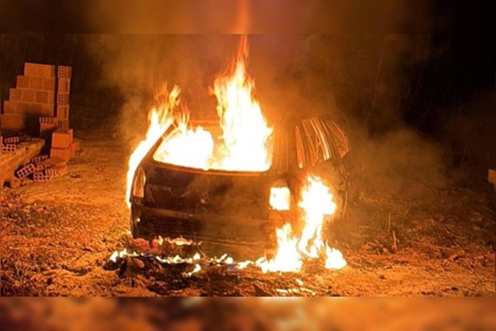 Dono de carro é preso após corpo ser achado em porta-malas