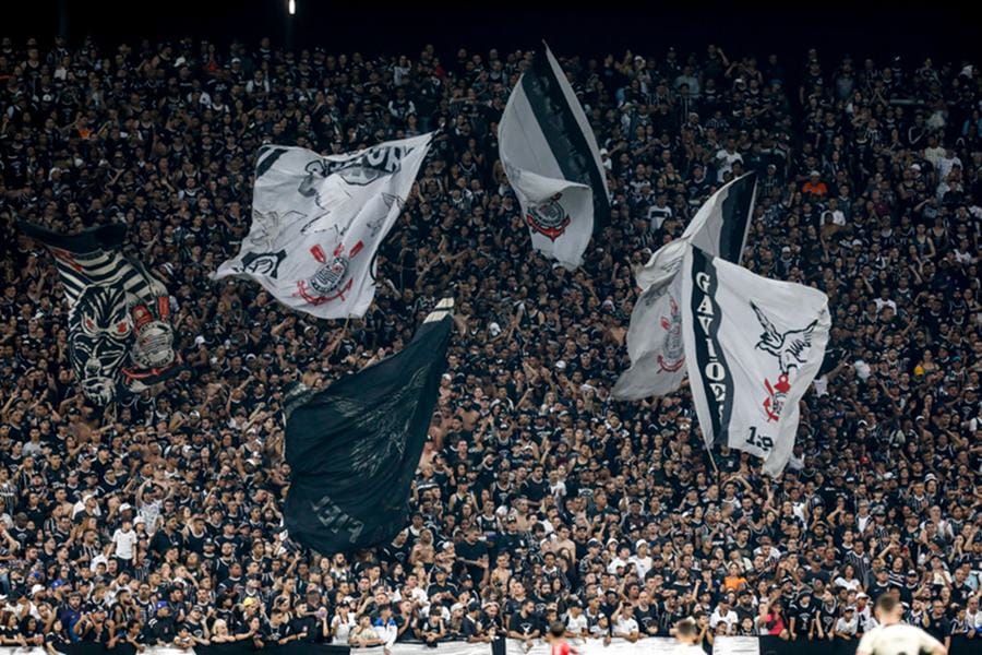 MP suspende ação contra organizada do Corinthians em estádios