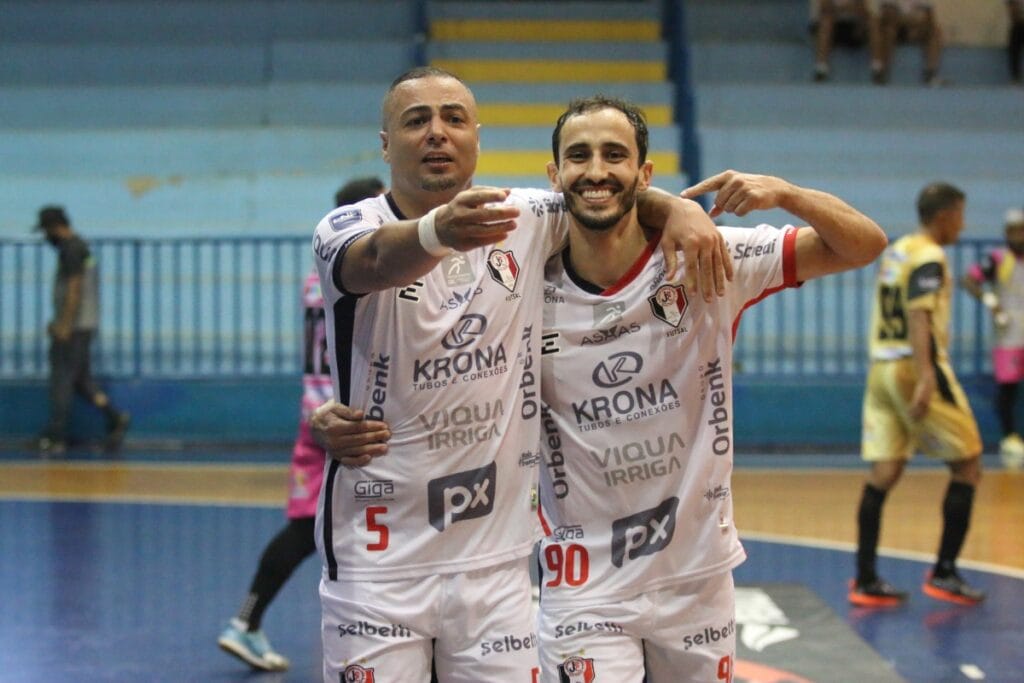 Joinville goleia Simão Dias na Copa dos Campeões de Futsal