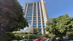 Governo de Goiás avança na compra de prédio da Caixa em Goiânia