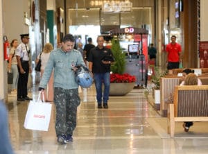 Procon-DF orienta sobre compras de Natal