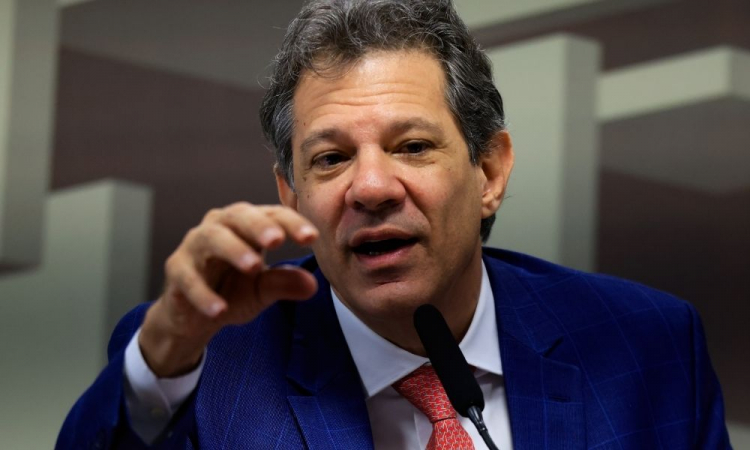 Haddad anuncia parceria com os EUA contra lavagem de dinheiro e pede urgência na aprovação de projeto no Congresso