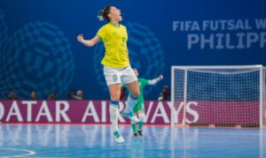 Brasil goleia Japão e avança às semifinais da Copa do Mundo de futsal