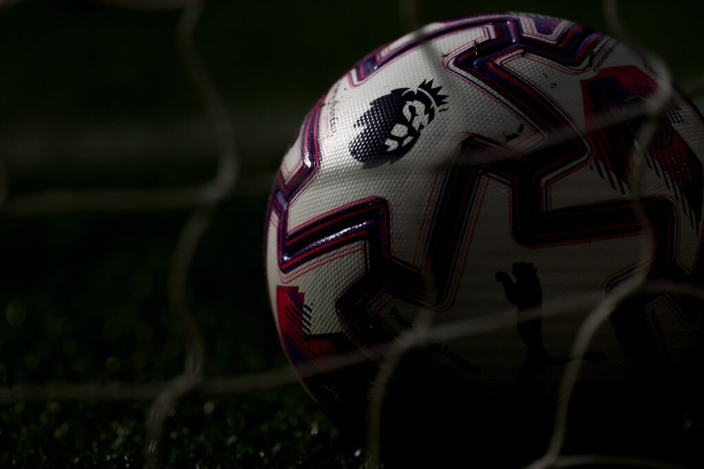 Ex-jogador da seleção inglesa é preso sob suspeita de tentativa de estupro