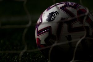 Ex-jogador da seleção inglesa é preso sob suspeita de tentativa de estupro