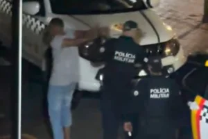 Gritos de socorro: homem invade condomínio e aterroriza moradores