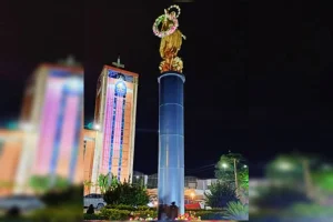 Igreja em Brasília reproduz tradicional coração realizada em Roma.