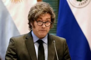 Milei tem primeiro orçamento aprovado no Congresso argentino
