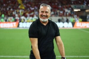 José Boto assume vantagem do Palmeiras sobre o Flamengo; entenda