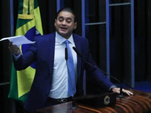 PF aponta senador como ‘sustentáculo político’ de esquema no INSS