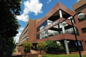 Prefeito de Caldas Novas atrasa pagamentos de acordo por nepotismo