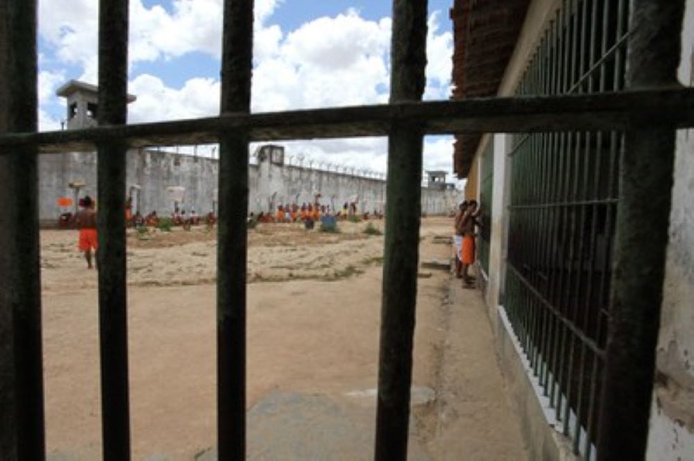 Familiares de presos fazem curso de formação jurídica para entender direitos