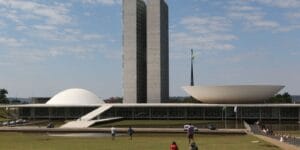 Quatro bancadas da Câmara acionam STF contra PL da Dosimetria