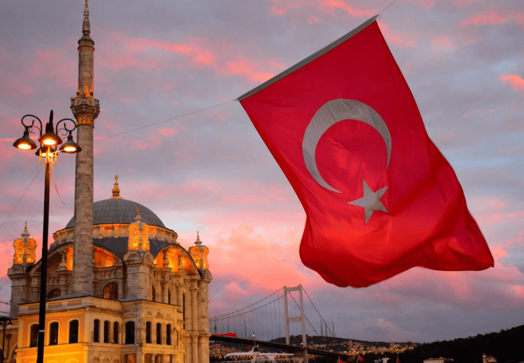 Turquia prende 357 pessoas em operação contra o Estado Islâmico
