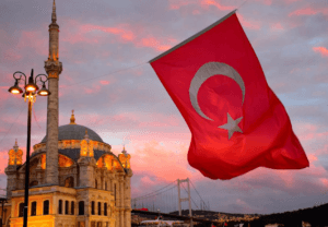 Turquia prende 357 pessoas em operação contra o Estado Islâmico