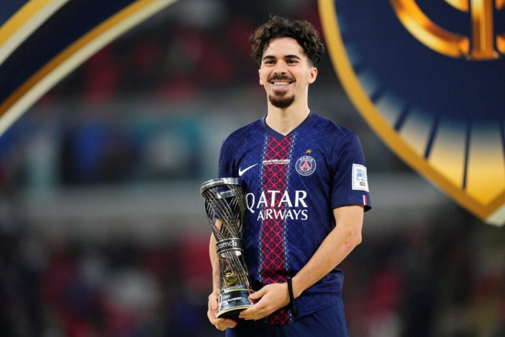 Craque do PSG rasga elogios ao Flamengo: "Estávamos 100% no jogo"