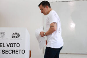 Ministério Público do Equador investiga se Venezuela financiou campanha presidencial da esquerda