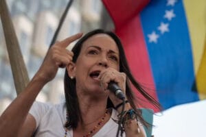 ‘Injustiça não será eterna’, diz opositora Machado após libertação de presos na Venezuela