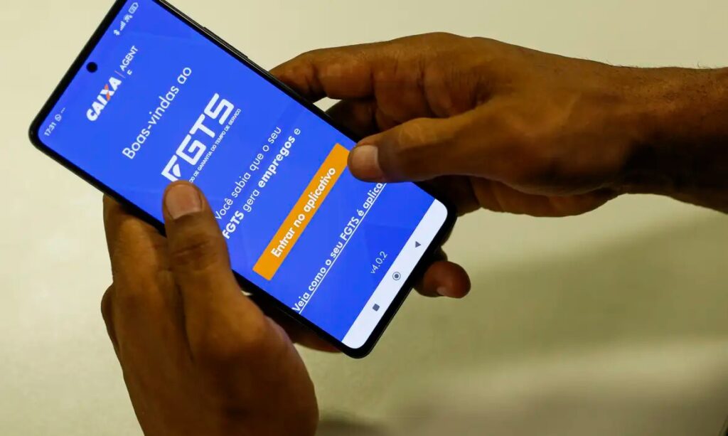 MTE inicia pagamento de R$ 3,9 bilhões a trabalhadores com saldo retido no saque-aniversário