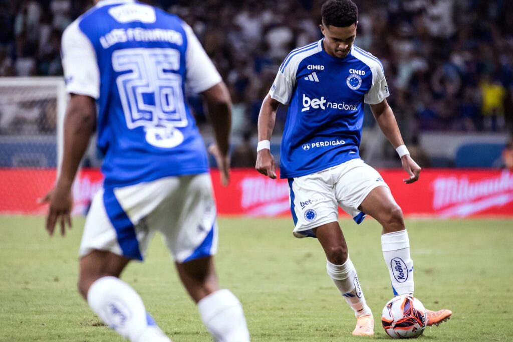 Borussia está disposto a pagar valor milionário por joia do Cruzeiro - destaque galeria