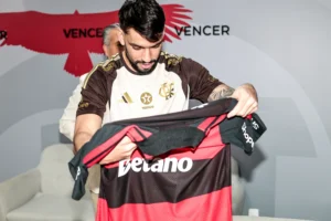Paquetá pode reestrear pelo Flamengo já neste domingo (1/2), em decisão da Supercopa