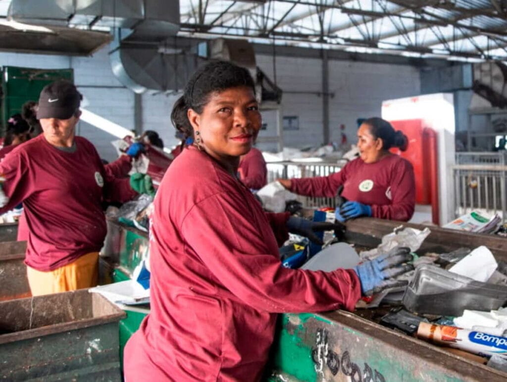 GDF moderniza Complexo de Reciclagem do DF