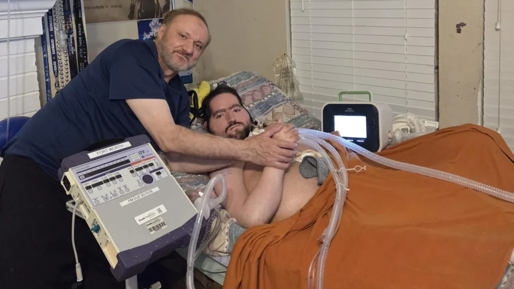 Homem morre após o pai preso pela polícia de imigração