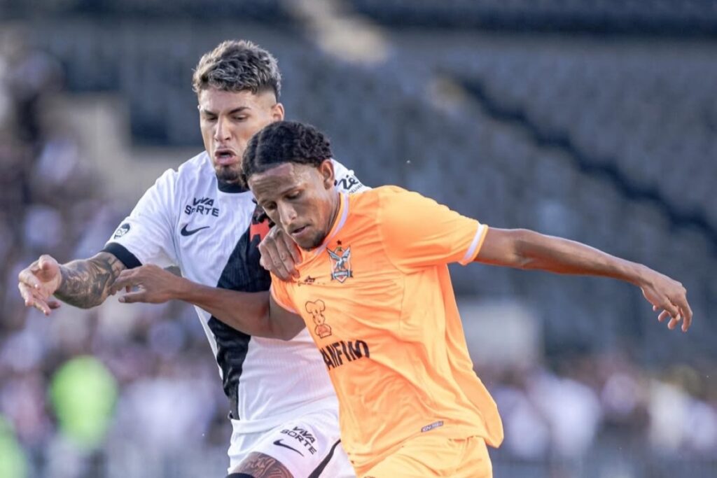 Foto colorida de Vasco x Nova Iguaçu - Metrópoles