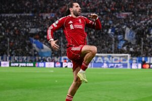 Fora de casa, Liverpool vence Olympique de Marselha pela Champions - imagem 2