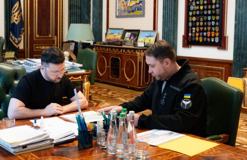 Zelensky nomeia diretor da inteligência como chefe de gabinete da presidência