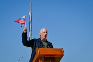 Cuba convoca América Latina a ‘fechar fileiras’ frente aos EUA