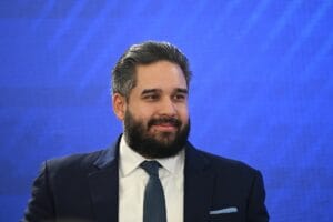‘Não vão nos ver fracos’, diz filho de Maduro após operação dos EUA