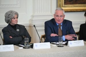 CEO da ExxonMobil diz que é ‘inviável investir’ na Venezuela atualmente