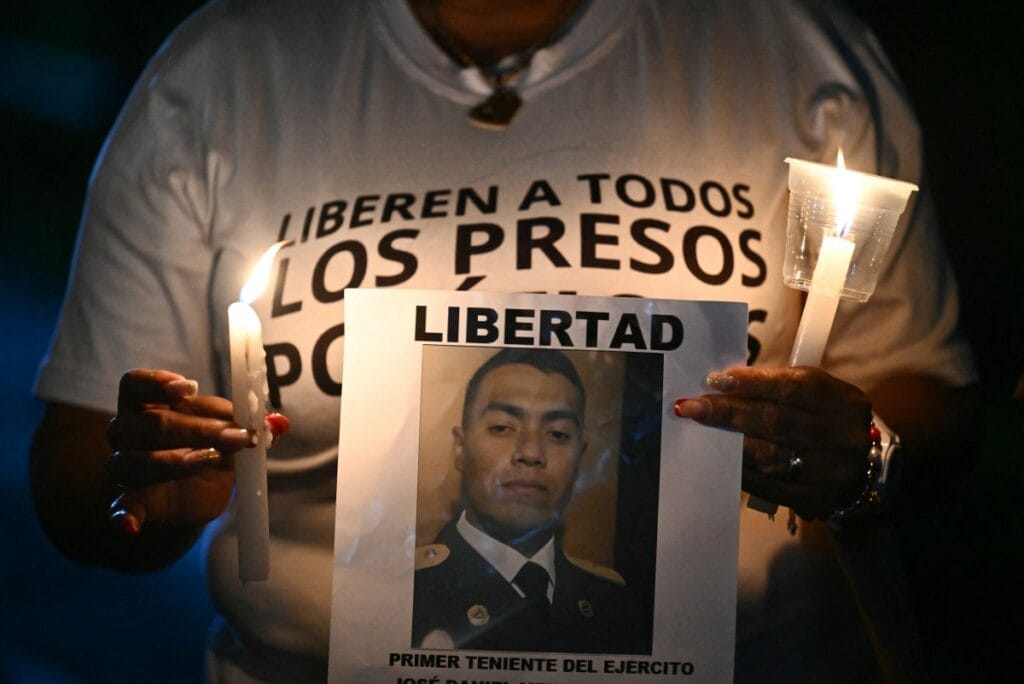 Dezenas são detidos na Nicarágua por se manifestarem a favor da captura de Maduro, diz ONG e imprensa no exílio