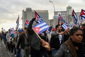 Cuba avalia preparação militar em meio a tensões com EUA