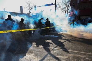 Agentes federais dos EUA matam a tiros mais uma pessoa em Minneapolis