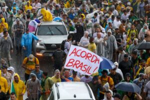 CBMDF atendem 89 pessoas após raio na Praça do Cruzeiro