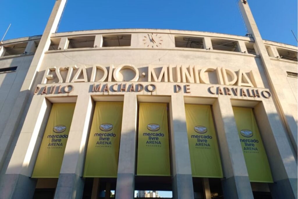 Imagem da fachada do Pacaembu