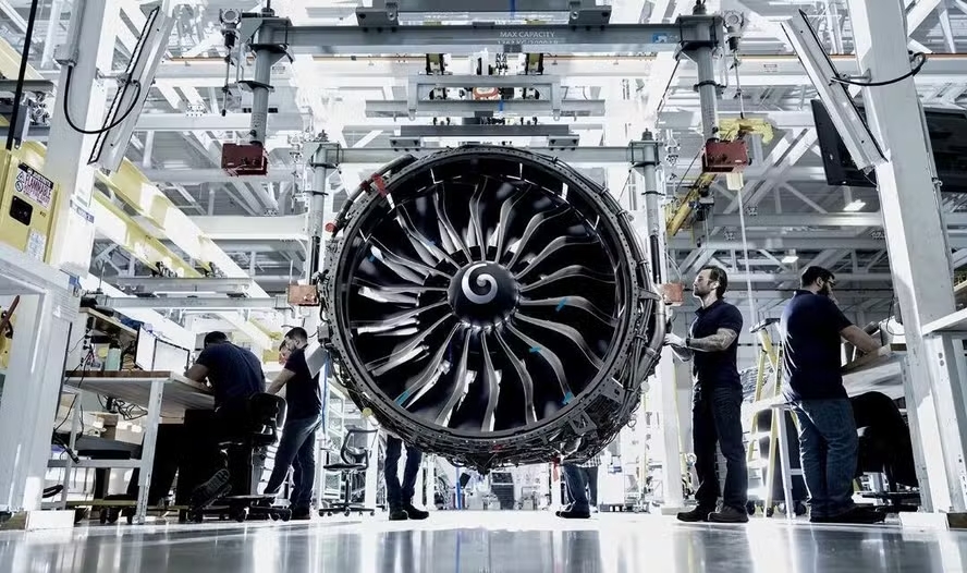 GE Aerospace supera expectativa de lucro e receita no 4º trimestre