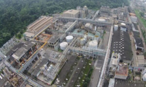 Prefeito de Cubatão busca apoio federal contra fechamento de fábricas petroquímicas