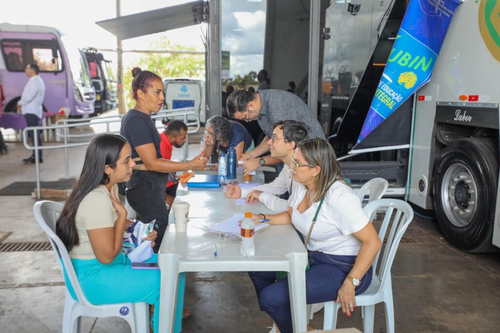 GDF promove mutirão de serviços para catadores de recicláveis na Estrutural