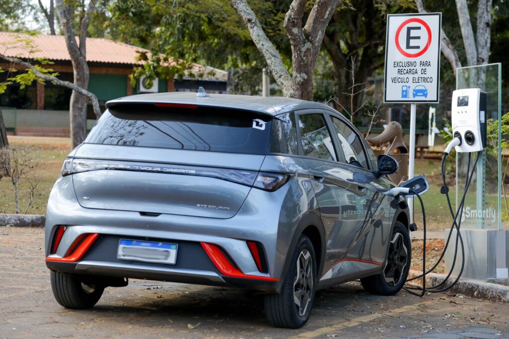 GDF define eletromobilidade como pauta estratégica e planeja novo ciclo para 2026