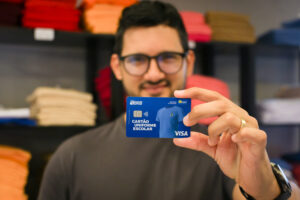 Novo cronograma para entrega do Cartão Uniforme Escolar é divulgado