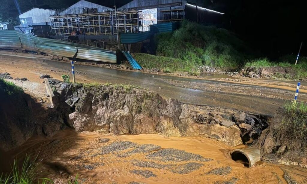 Congonhas tem 3º vazamento: vistorias apontam resíduos de mineração em rio