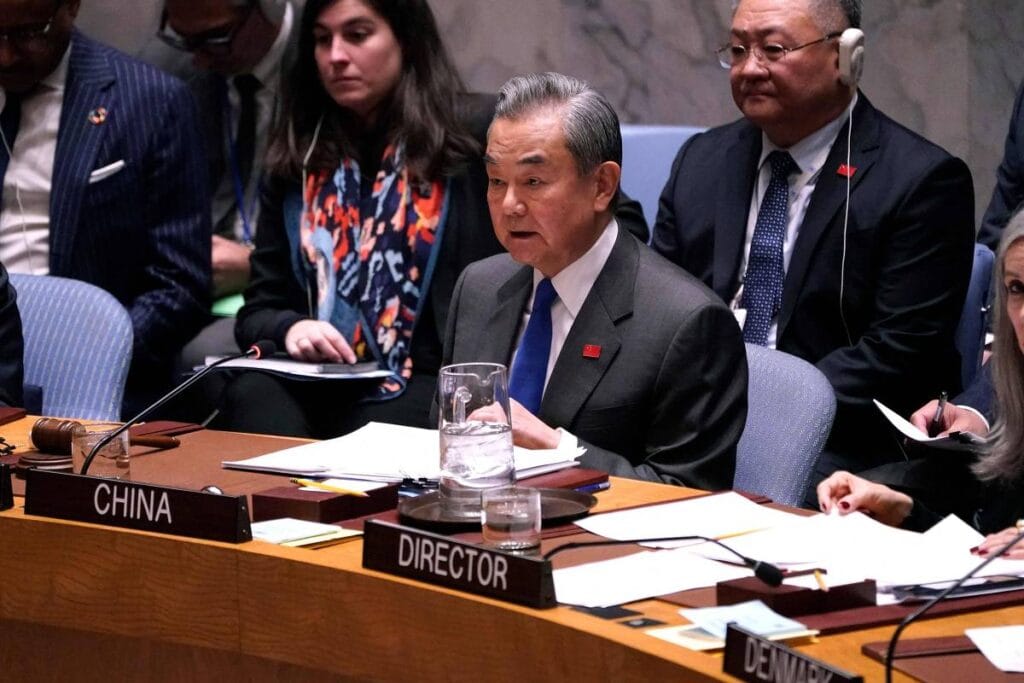 China: chanceler elogia Coreia do Sul em contraponto à tensão com o Japão