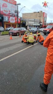 Colisão entre moto e carro deixa dois feridos em Ceilândia