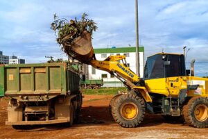 Mutirão do SLU remove quase mil toneladas de resíduos em Ceilândia e Núcleo Bandeirante