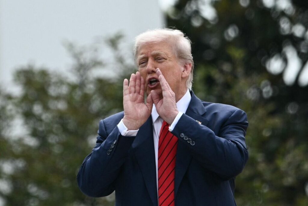 Trump anuncia tarifas à Europa e condiciona suspensão à compra da Groenlândia