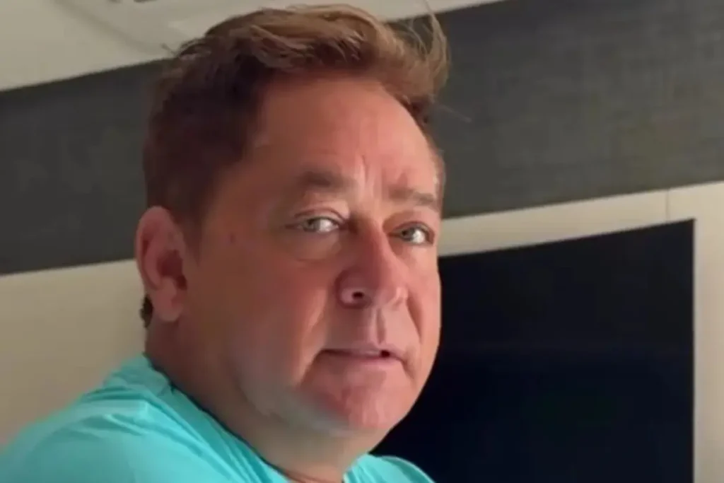 Leonardo faz cirurgia plástica em Goiânia; o que é blefaroplastia?