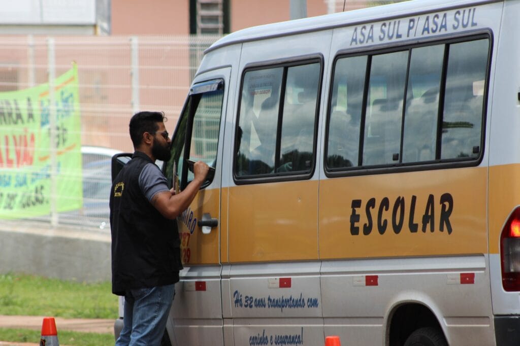 Campanha alerta sobre transporte escolar no DF
